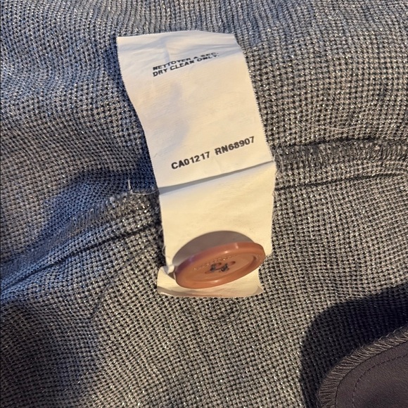 Vintage Women's Houndstooth Coat Metallic Silver and White, Made in Canada - Picture 10 of 11